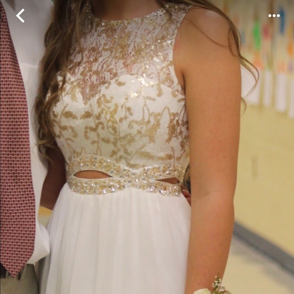 prom/homecoming dress